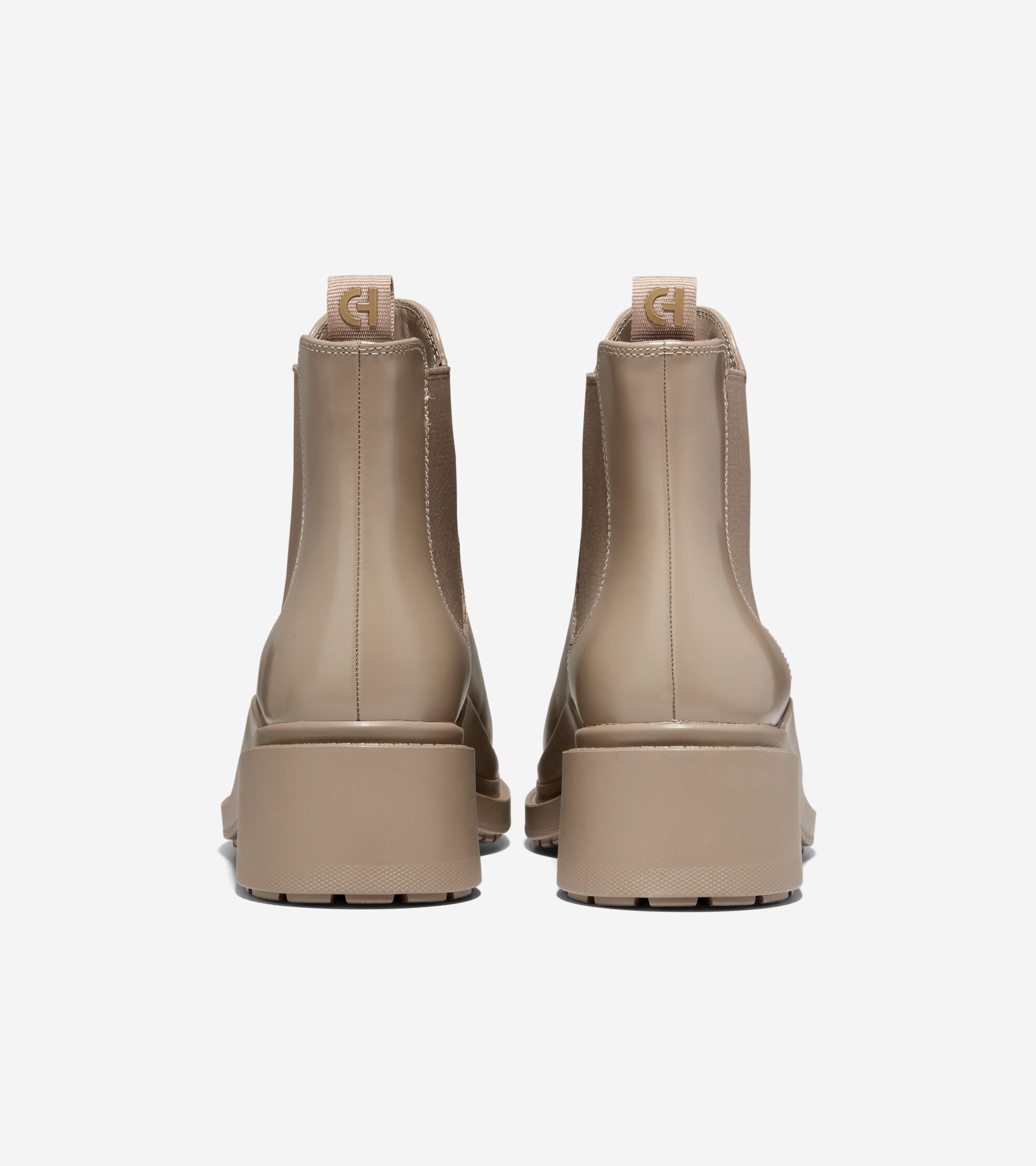 Water resistant deals chelsea boots womens